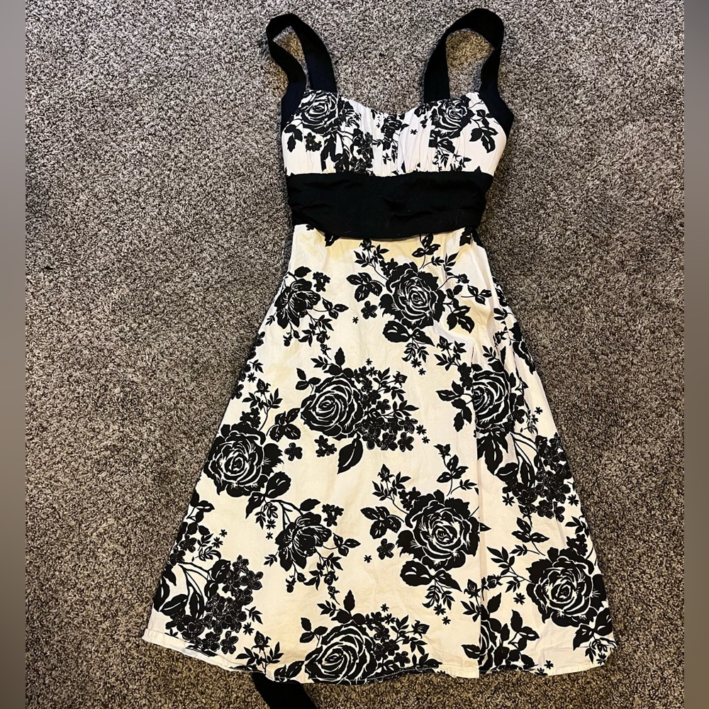 B. Smart Sz 7/8 Dress